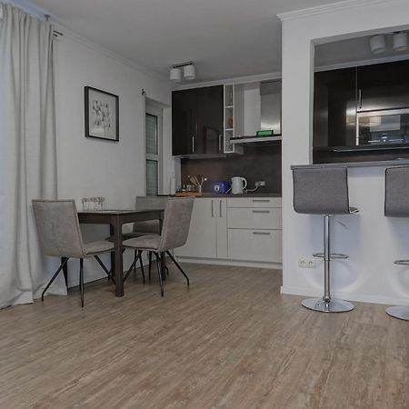 Ruhige Ferienwohnung Mitten In Wiesbaden Exterior foto