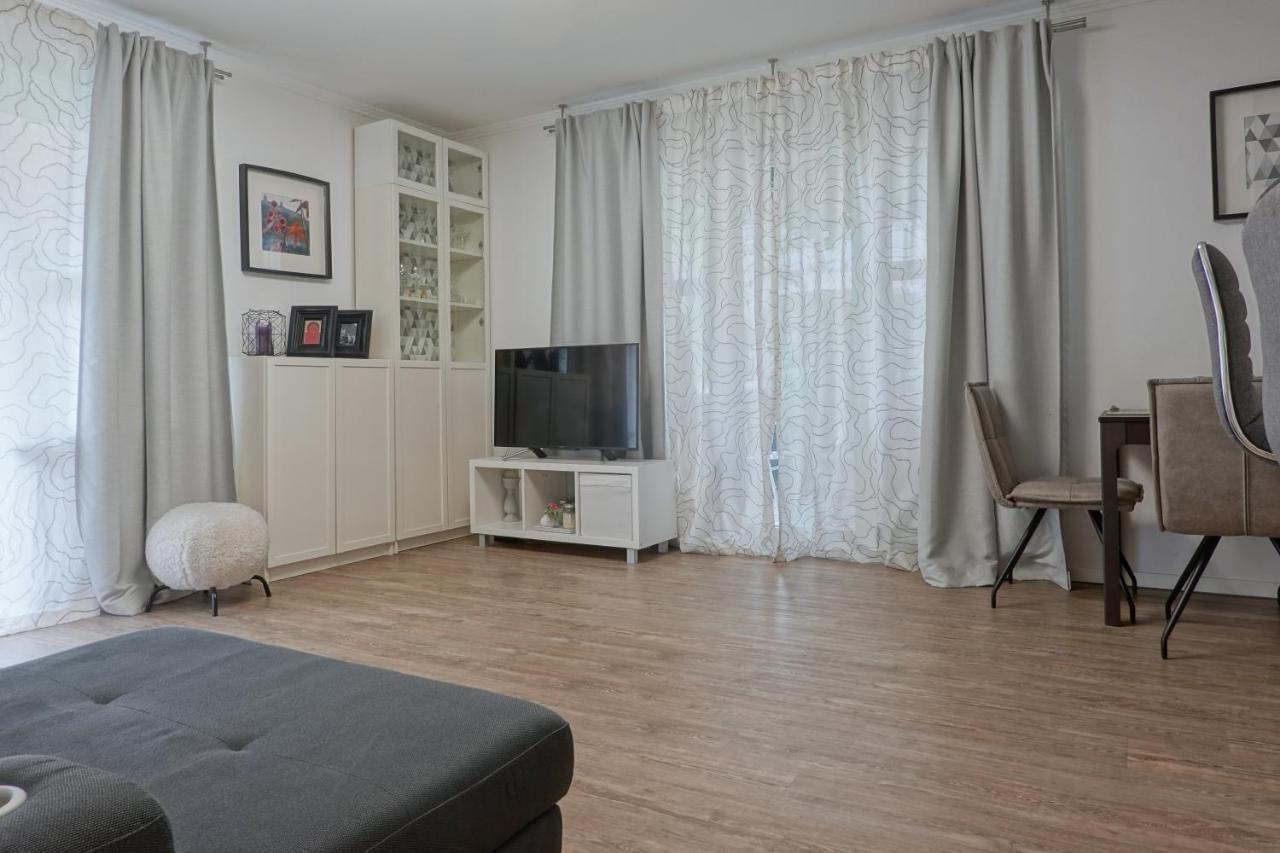 Ruhige Ferienwohnung Mitten In Wiesbaden Exterior foto
