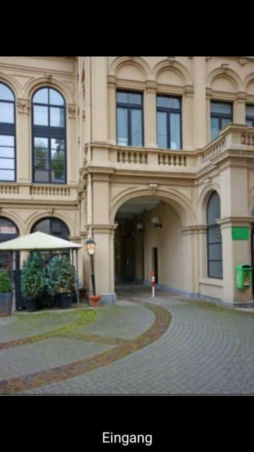 Ruhige Ferienwohnung Mitten In Wiesbaden Exterior foto